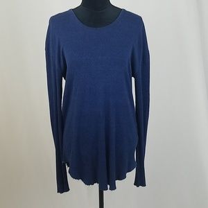 AG women 2 blue long sleeve raw hem pullover shirt